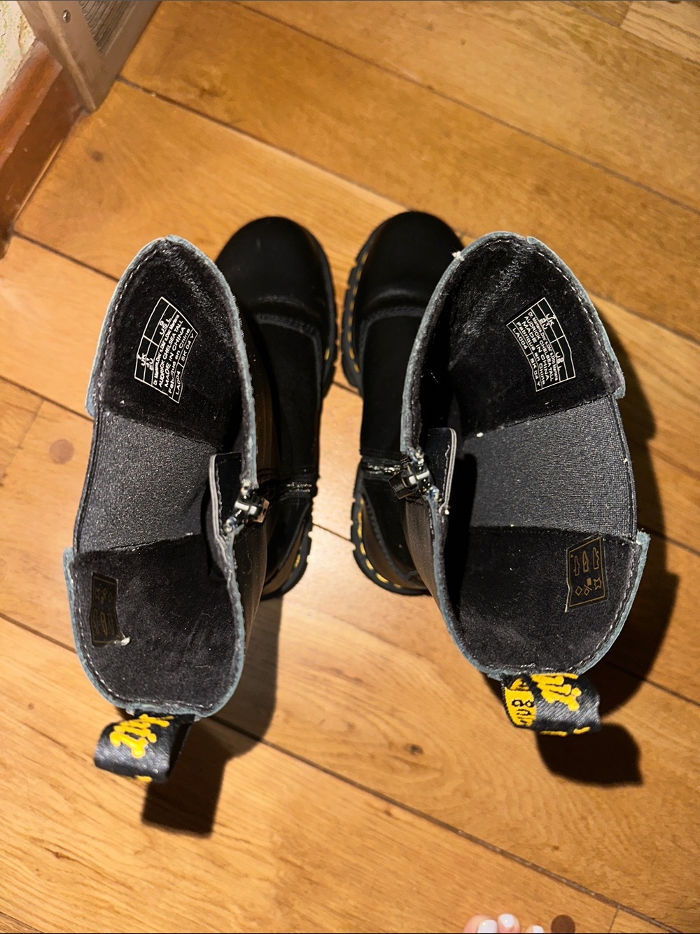 DOC MARTEN TALL BOOTS - Picture 7 of 8